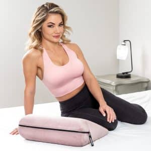 jaz-rose-safe-lifestyle-1-square