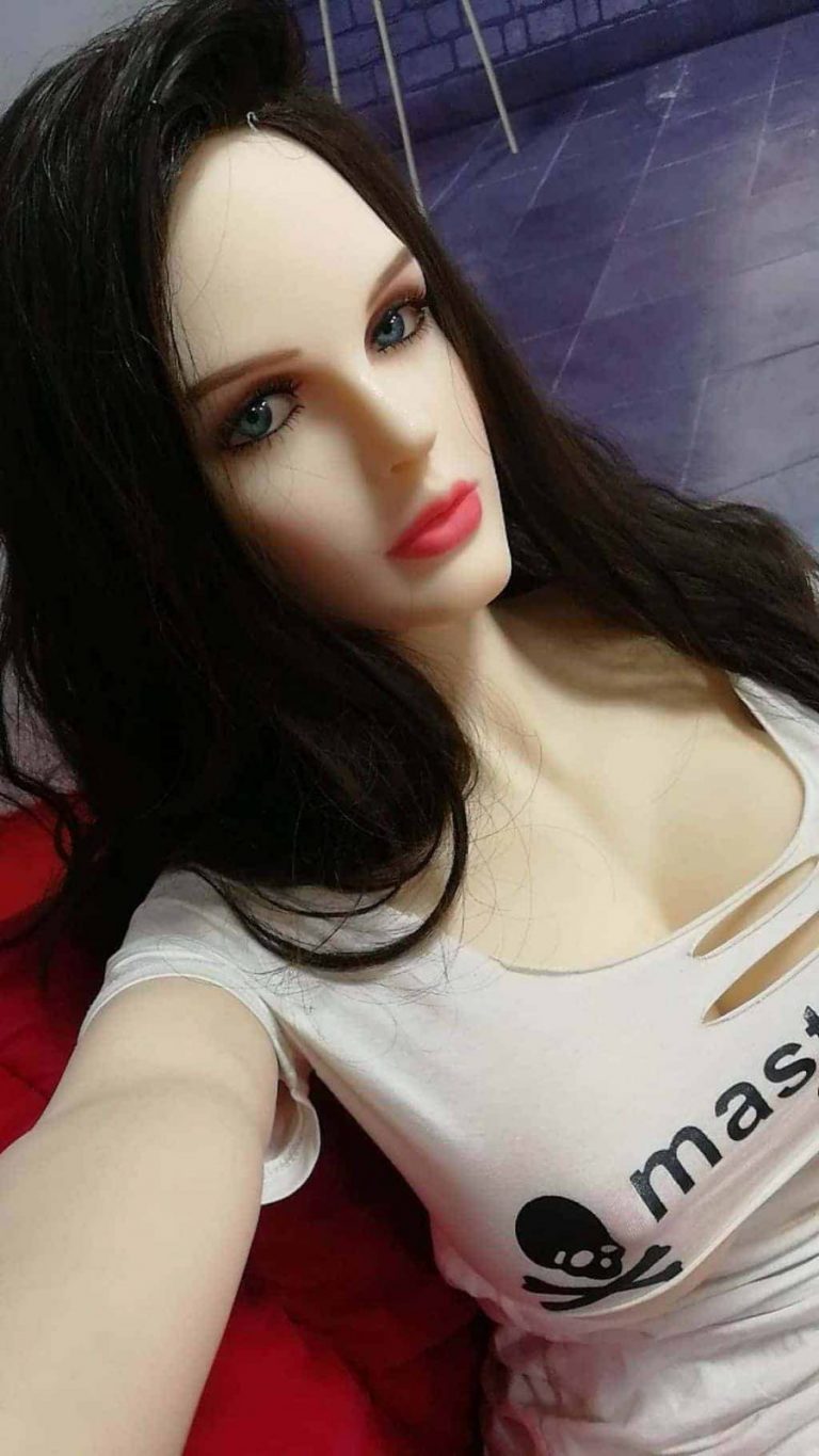 SM Doll Naomi