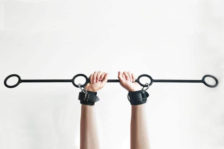 Modern-spreader-bar-01-1-2