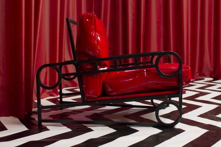 bondage-chair-01