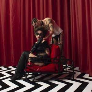 bondage-chair-03