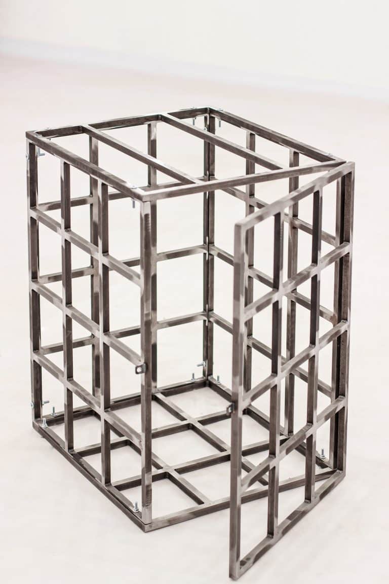 kittys-cage-01