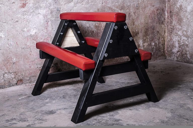 spanking-bench-02