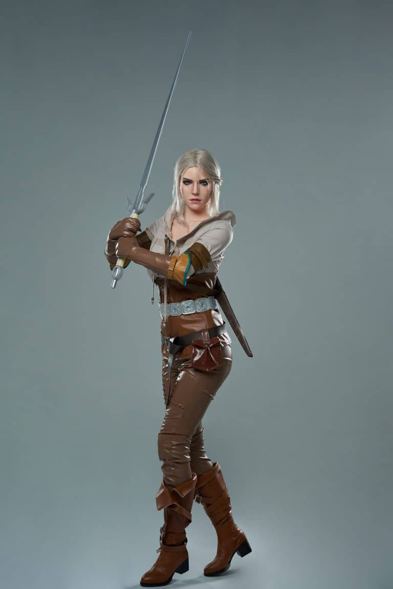 Lady05_1-8