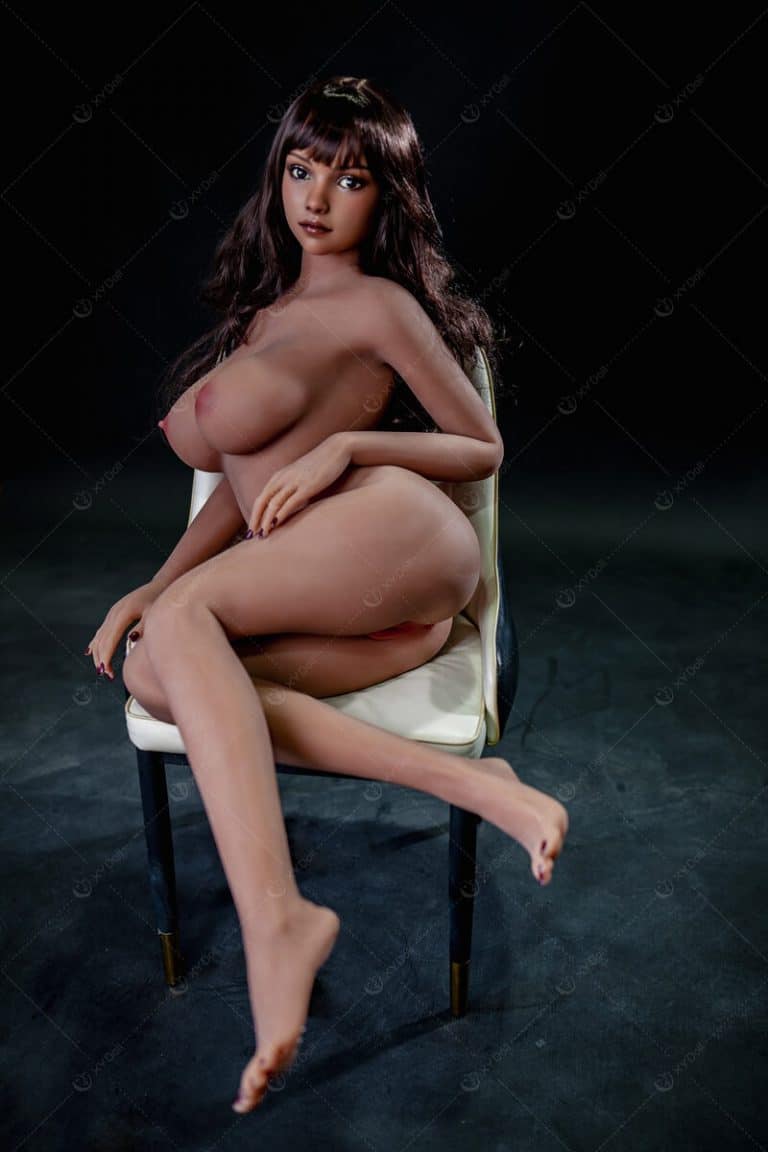 158cm5ft2-D-cup-Silicone-Head-Sex-Doll-–-Bella-18