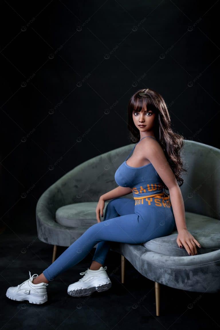 158cm5ft2-D-cup-Silicone-Head-Sex-Doll-–-Bella-2
