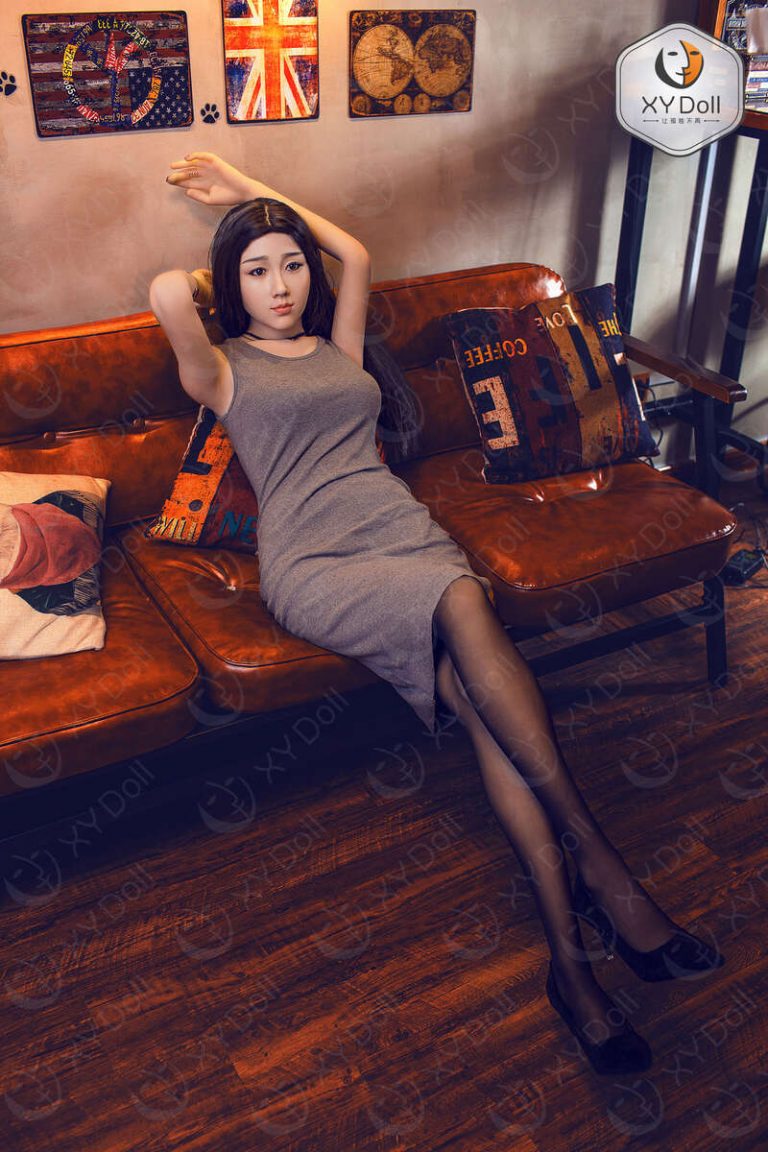 168cm5ft6-C-cup-–-Mona-3