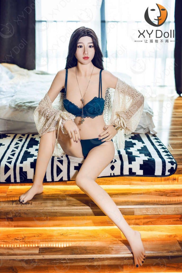 168cm5ft6-C-cup-–-Nydia-17