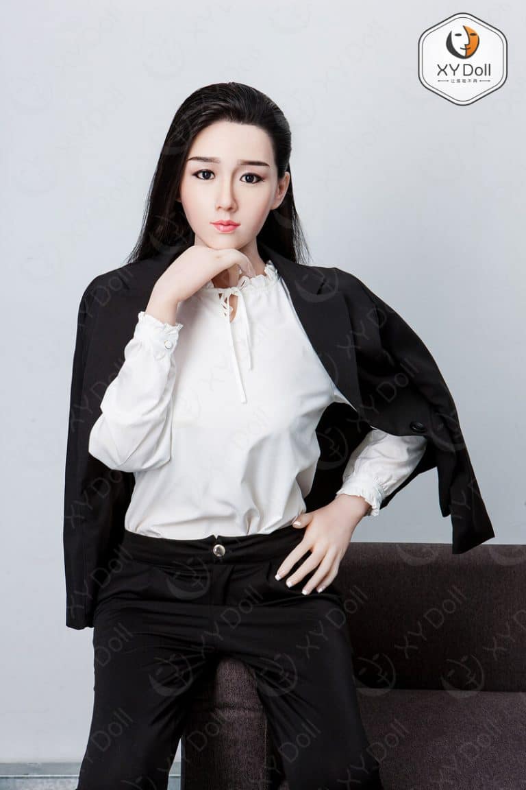 168cm5ft6-C-cup-–-Tabitha-5