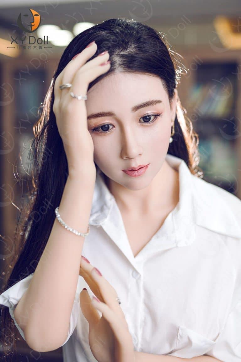 168cm5ft6C-cup–Iris10
