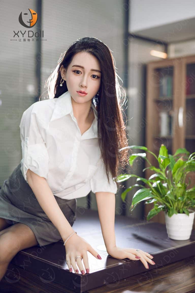 168cm5ft6C-cup–Iris6
