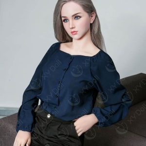 168cm5ft6C-cup–Joan4