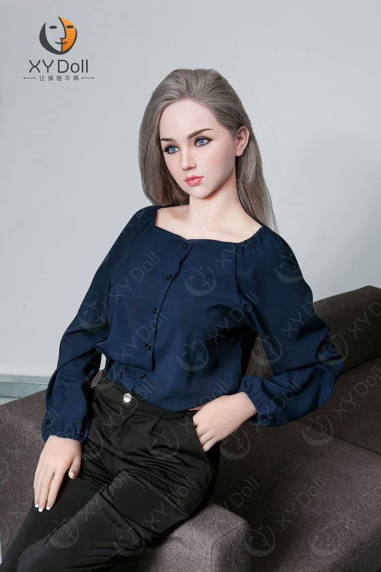 168cm5ft6C-cup–Joan4