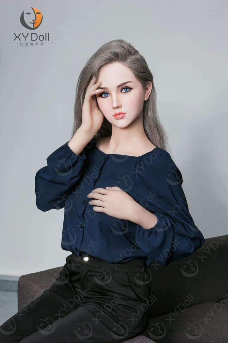 168cm5ft6C-cup–Joan7
