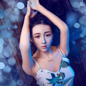 168cm5ft6C-cup–Judy2
