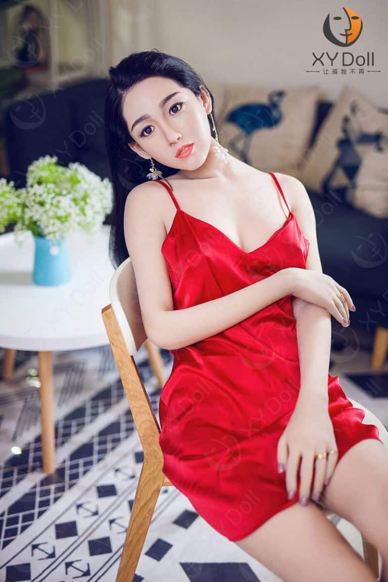 168cm5ft6C-cup–Nicole5