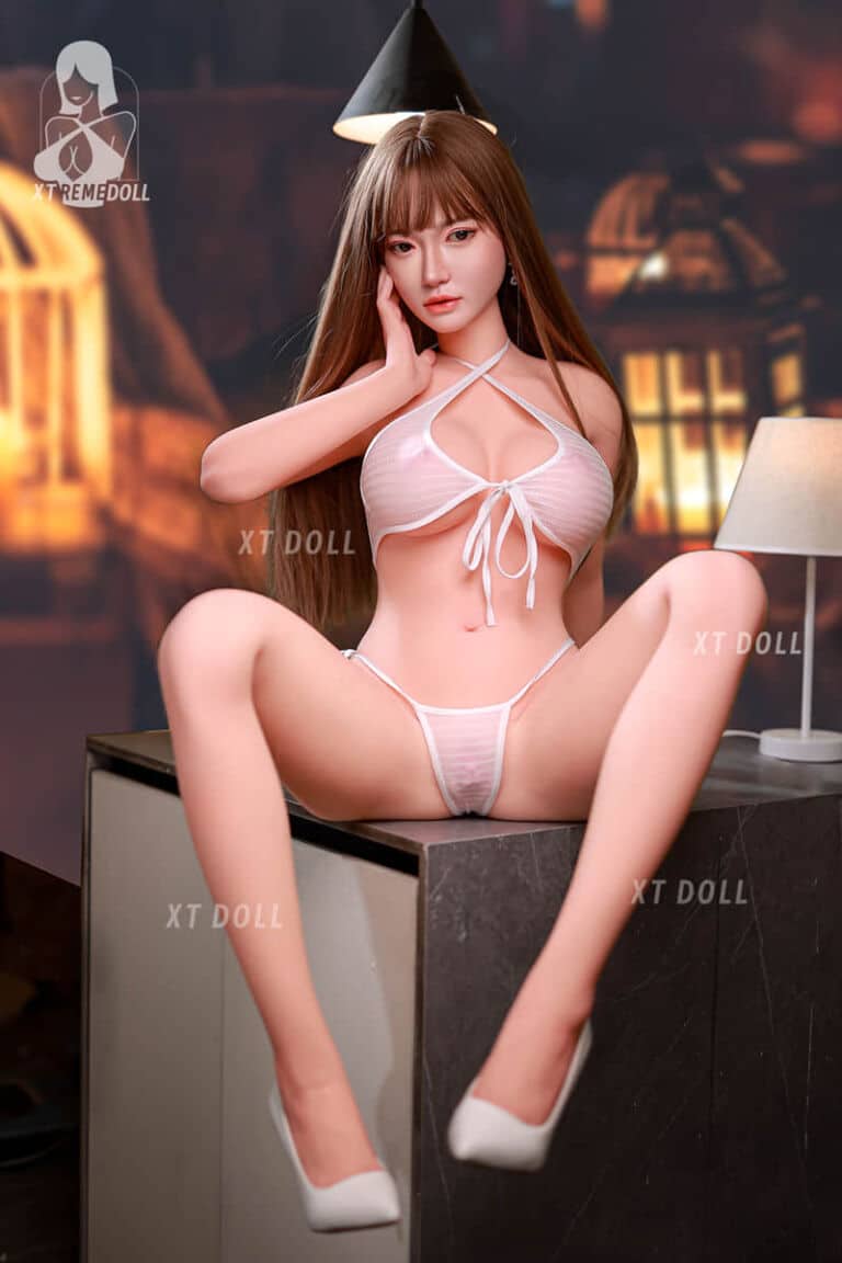 白色内衣-张腿2