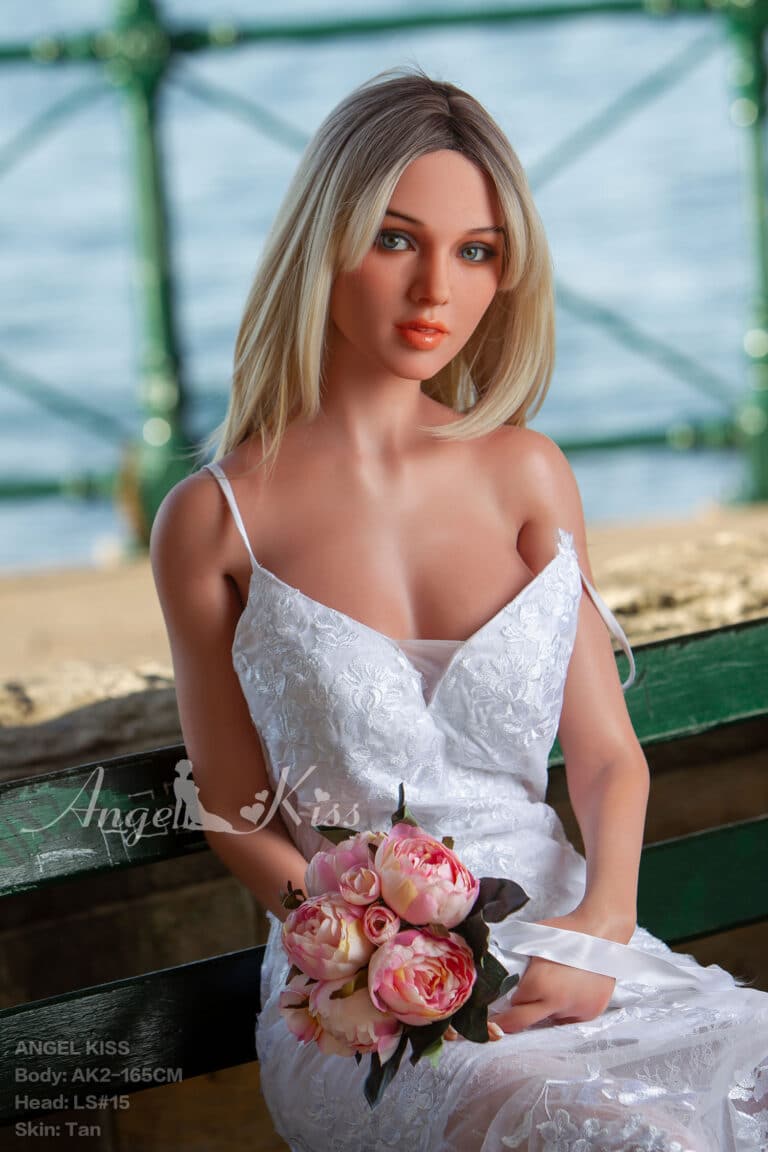 Maddison-Sydney42