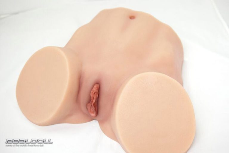 48-01-insert-facilitator-torso-1457110368