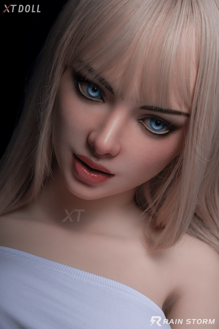 Close-up head-2