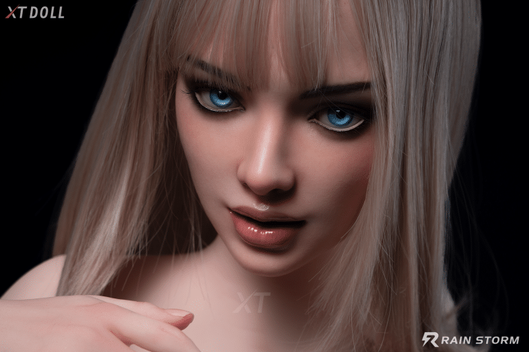 Close-up head-3