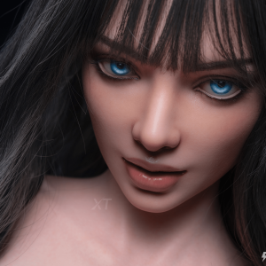 Close-up head-5