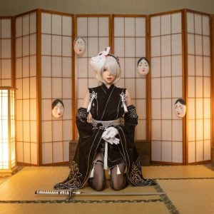 Lady24_1-101
