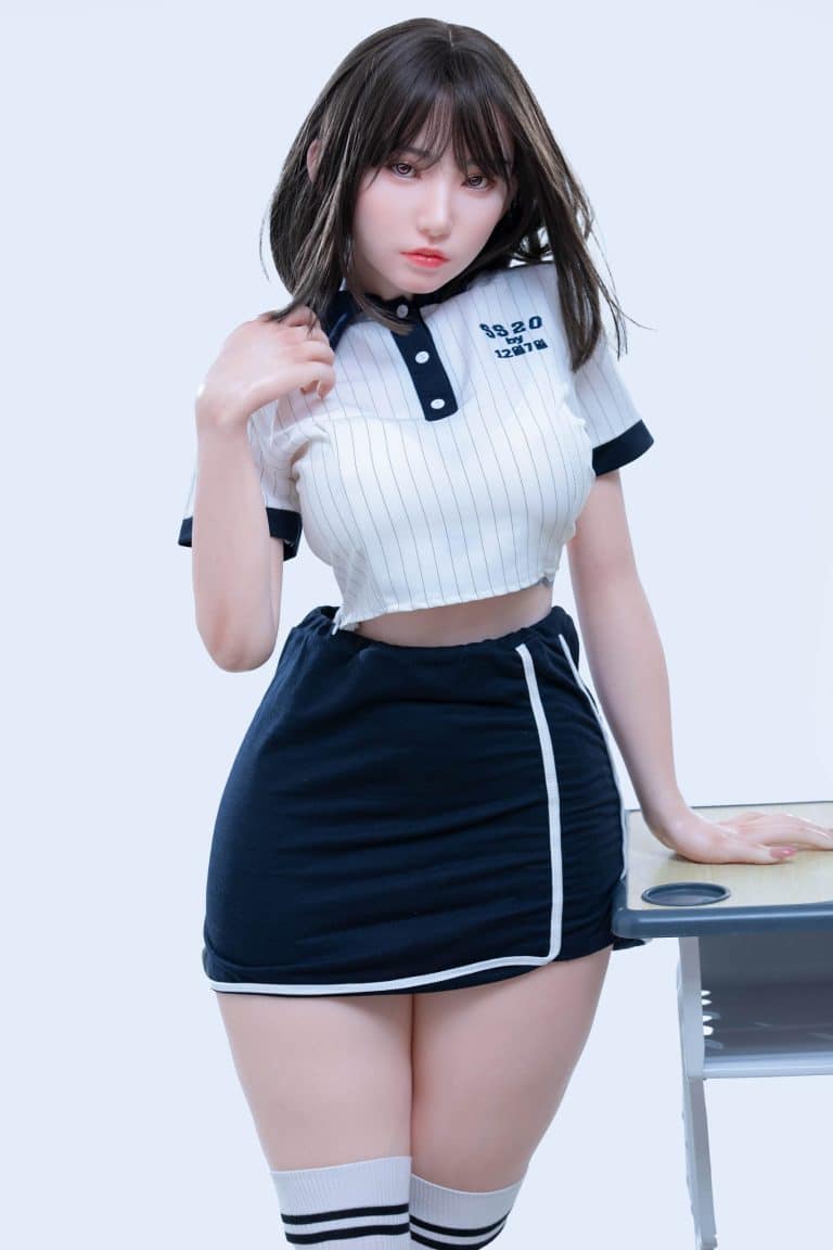 EW1A8685-min-scaled-1.jpg