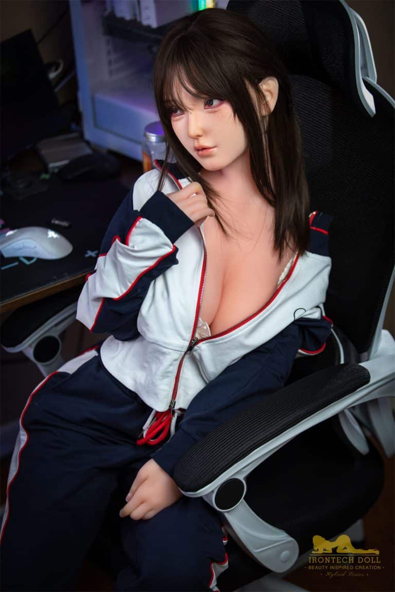 EW1A9077.jpg