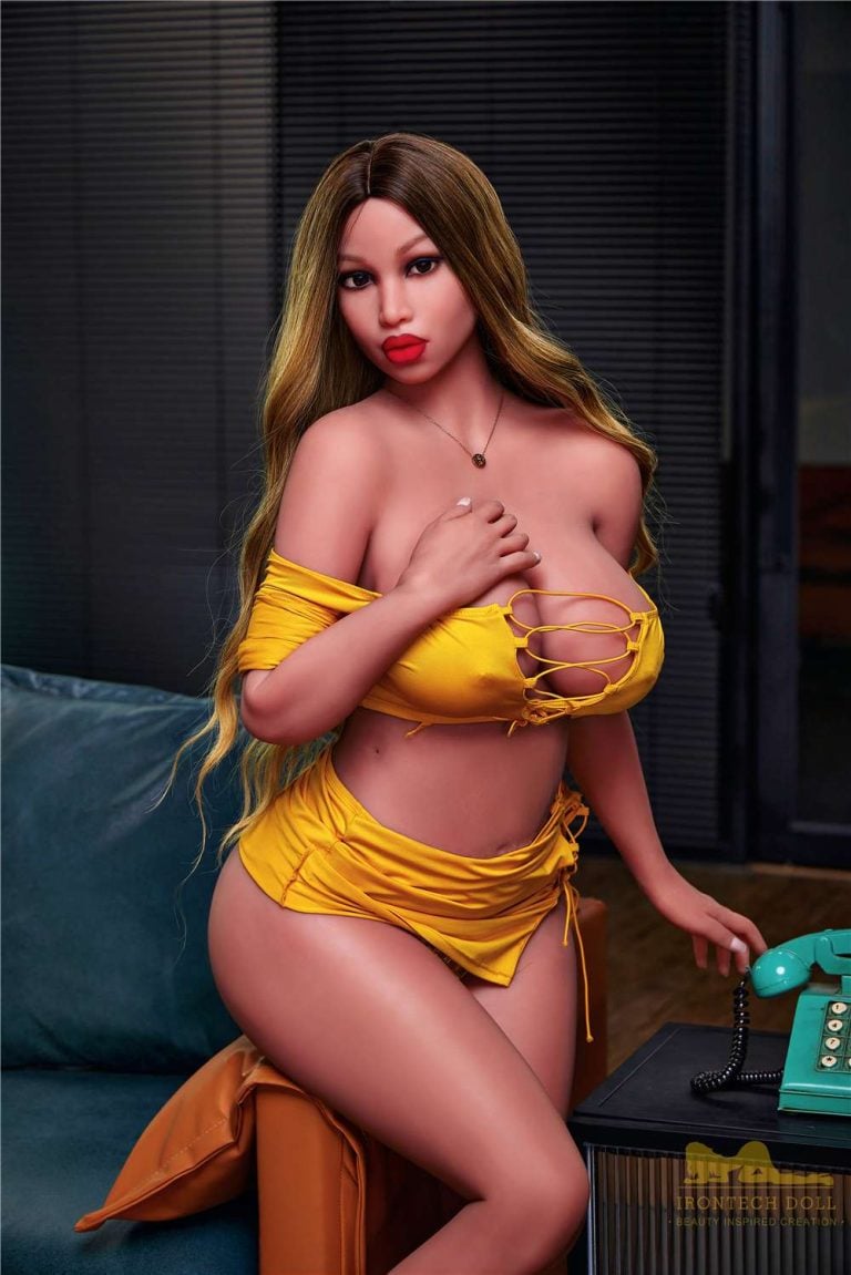 mature-sex-doll.jpg