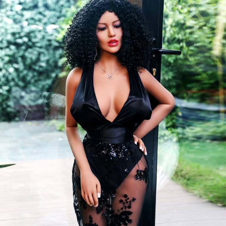 realistictpesexdoll_2.jpg