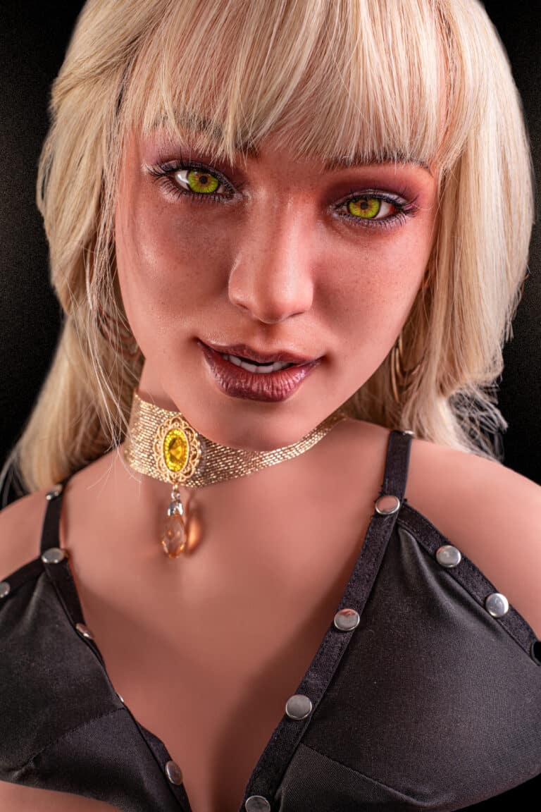 874# Torso+Milly (Silicone head) Black 6