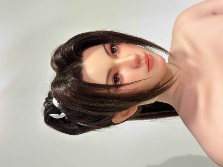 Lady28_1-125