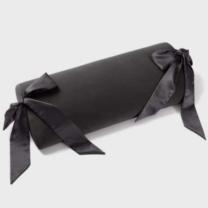 ravish-pillow-black-product-01-234-3000×3000