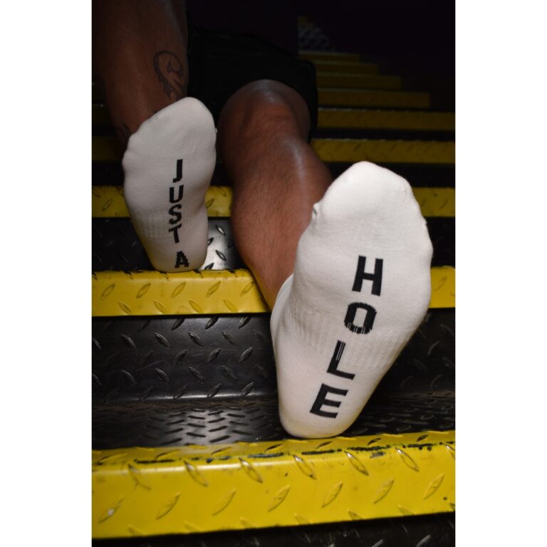 just_a_hole_ankle_2_blk_short