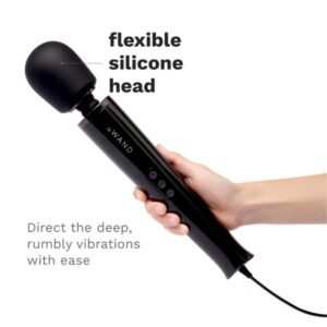 le-wand-black-plug-in-vibrating-massager-01