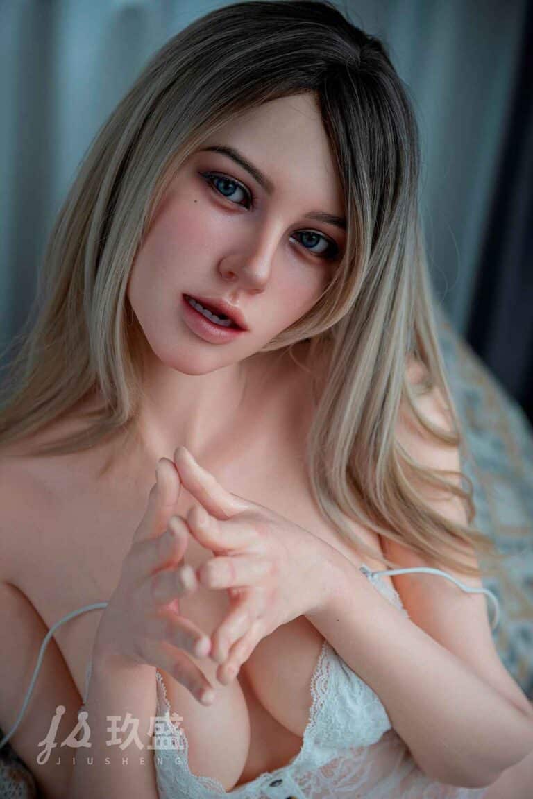 elise (60)
