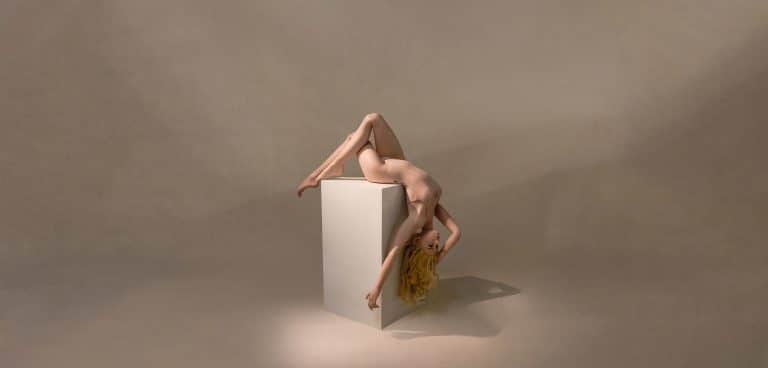 P (1)