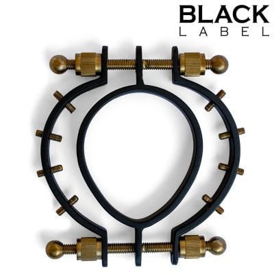 Pussy Clamp 2.0 w. Spikes Black/Gold