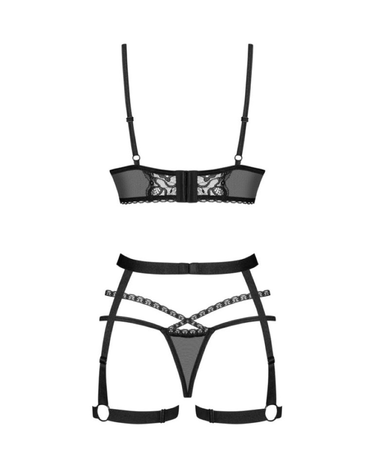 1732801532.116930-black_6