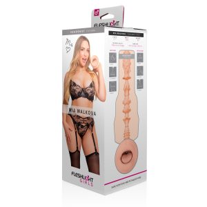 miamalkova-headshot-wholesale-packaging-front