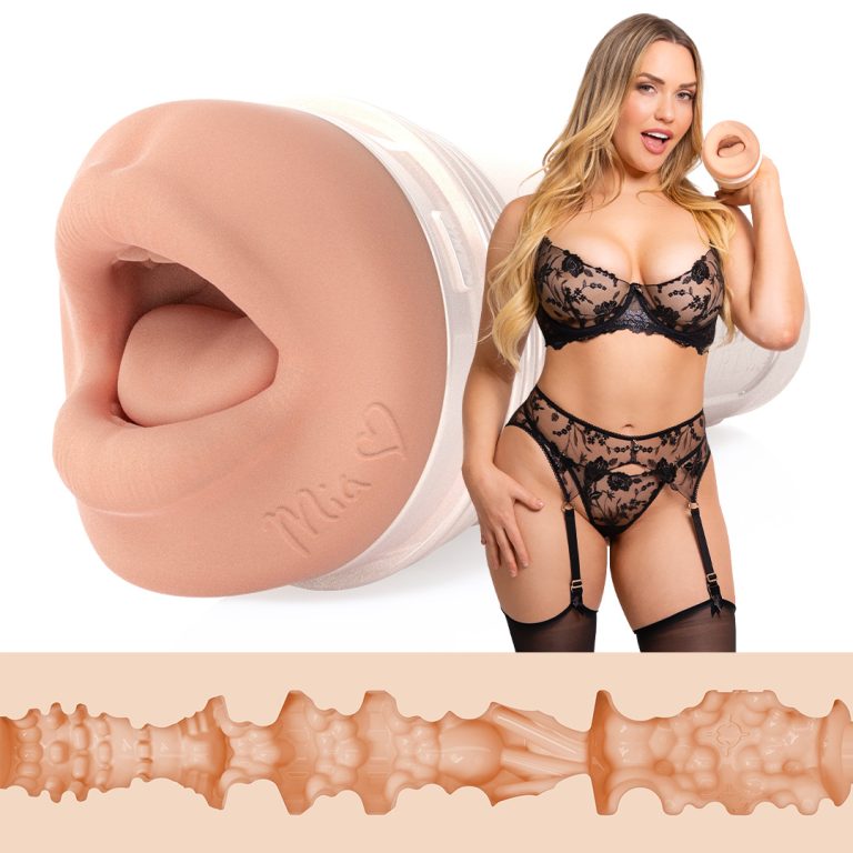 miamalkova_headshot-composite-image_packaging_2025_1_