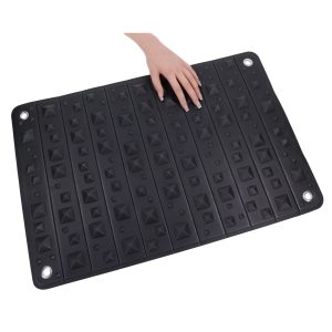 1774442966.121660-black_6