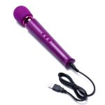 le-wand-petite-rechargeable-vibrating-massager-dark-cherry-02